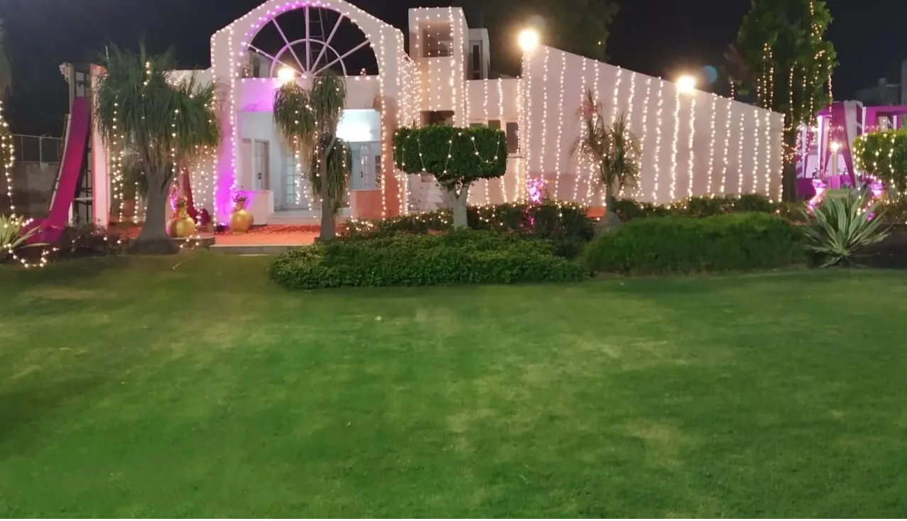 गैलरी फ़ोटो 2